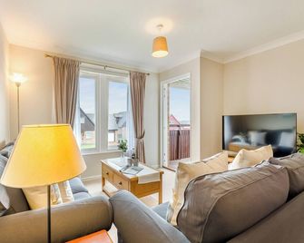 2 bedroom accommodation in Beadnell - Beadnell - Living room