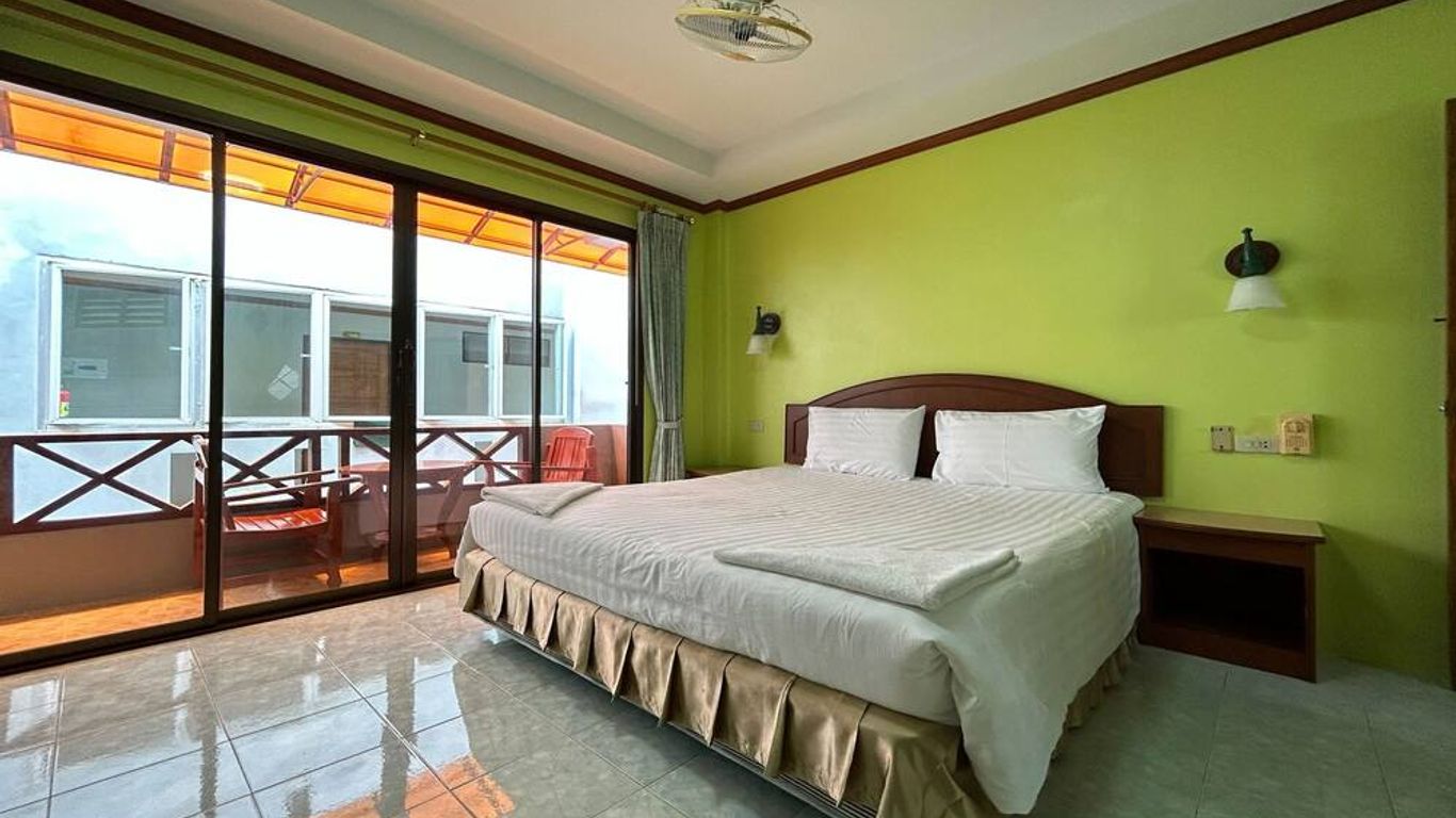 Me Mee Place & Tour Krabi