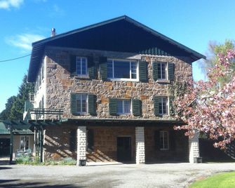 The Mill House - Oamaru - Building