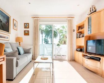 Sitges Seafront Ribera - Sitges - Pokój dzienny