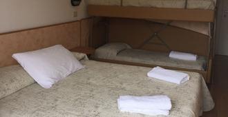 Hotel Little - Rimini - Camera da letto