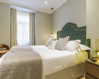 Bairro Alto Suites - Lissabon - Sovrum