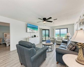 Anna Maria Island Beach Sands 101 - Bradenton Beach