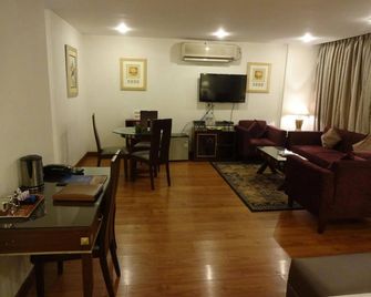 The Hotel Hindusthan International - Pune - Sala de estar