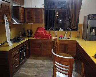 Homerez - Villa in Bel Ombre + Sea view - Bel Ombre - Kitchen