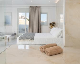 Cycladic Suites - Fira - Camera da letto