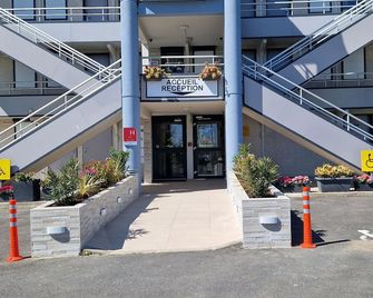 Fasthotel Roissy - Saint-Witz - Saint-Witz
