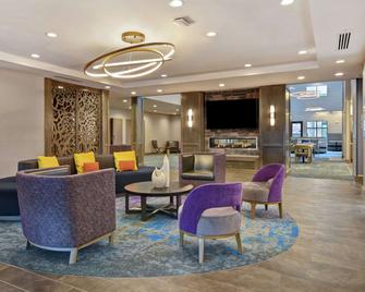 Homewood Suites by Hilton Orange New Haven - Orange - Lounge