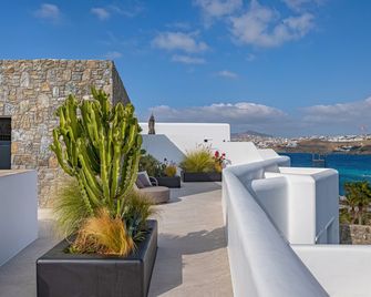 Aeonic Suites and Spa - Mykonos - Varanda