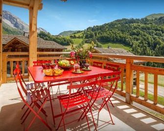 Chalet Le Charmieux - Ovo Network - Le Grand-Bornand - Balcon