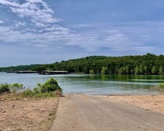 Table Rock Lake Cabin @ Black Oak Resort - Lampe - Playa