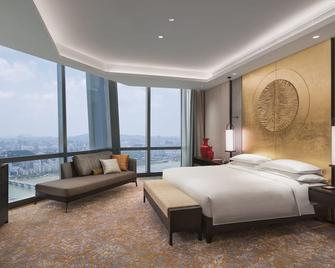 Grand Hyatt Changsha - צ'נגשה - חדר שינה