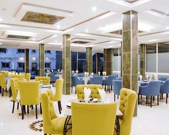 R And K Guest Palace, Kano - Kano - Restaurante