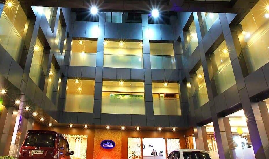 Holiday Hill Hotel - Kartikulam - Edificio