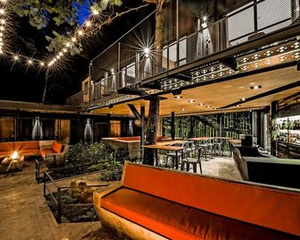 Hotel Oxu - Valle de Bravo