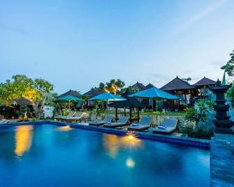 Kibata Lembongan Boutique Hotel - Nusa Penida - Pool