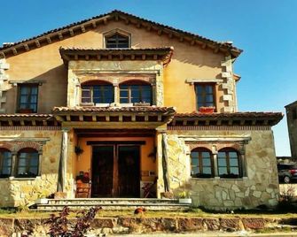 Casa Rural El Camino Real - Villovela de Pirón - Edificio