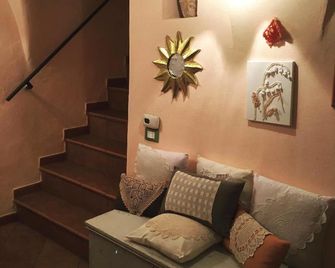 Albergo Locanda Borgo Antico - Orco Feglino - Lobby