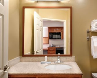 Candlewood Suites LAX Hawthorne By IHG - Hawthorne - Bathroom