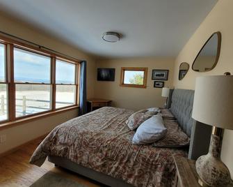 Ithaca Ny- 36 Acre Retreat, Breathtaking Sunsets, Private, Cu, Ic, Privacy-Enjoy - Ithaca - Bedroom