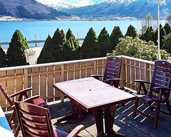 8 Person Holiday Home in Eidsvåg - Molde - Balkong
