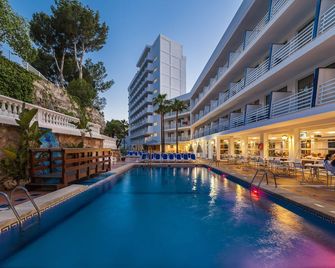 Globales Palmanova Palace - Palma Nova - Zwembad