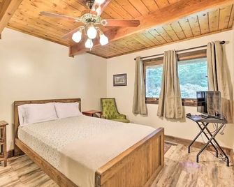 Quiet Max Meadows Cabin, 12 Acres of Pro - Max Meadows