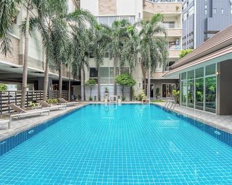 P-Park Suvarnabhumi - בנגקוק - בריכה