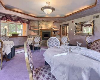 Twin Pine Manor Bed & Breakfast - Ephrata - Restaurant