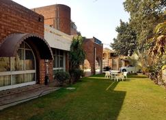 Le Green Manor - Lahore - Patio