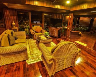 Erawan Villa Hotel - Ko Samui - Living room