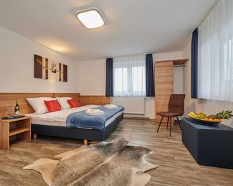Sunny Hotel Straubing - Aiterhofen - Schlafzimmer
