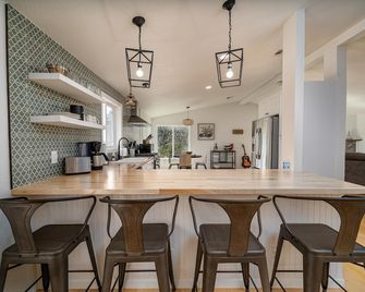 'The Bluff House-Privacy with spectacular views' - Palisade - Dining room