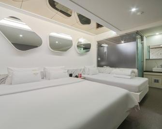 Haeundae Wow Motel - Busan - Bedroom
