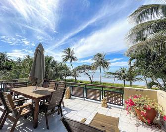 Wongalinga - Mission Beach - Balcony