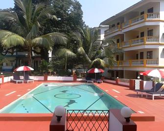 Royal Mirage Beach Resort - Candolim - Piscina