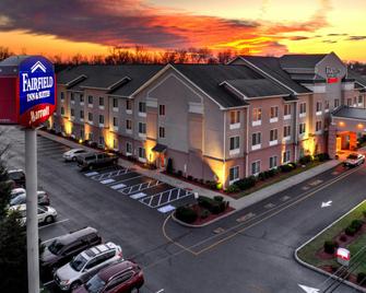 Fairfield Inn and Suites by Marriott Edison-South Plainfield - Edison - Bygning