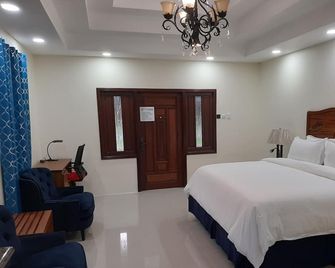 Pesheres Inn & Spa - Bon Accord Village - Chambre
