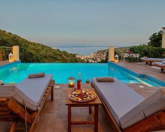 Lilac Lilium Artistsvillas - Gaios - Pool