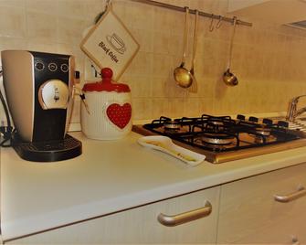 Milan Maritime 600 Meters From The Center And From The Sea With Private Parking Space - Milano Marittima - Køkken