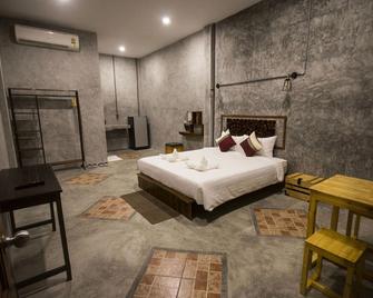 Sirah Hometel - Ko Pha Ngan - Bedroom