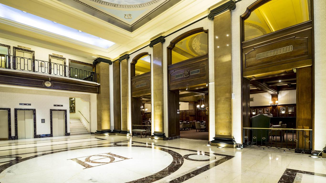 Claridge Hotel