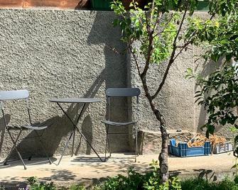 Apartment on the farm - Innertkirchen - Patio
