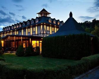 Hotel Golfer - Kremnica - Edificio