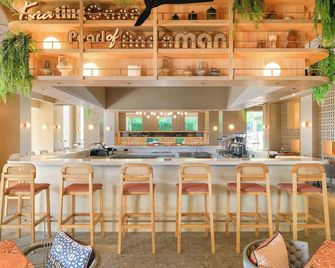 Centara Karon Villas Phuket - Karon - Bar