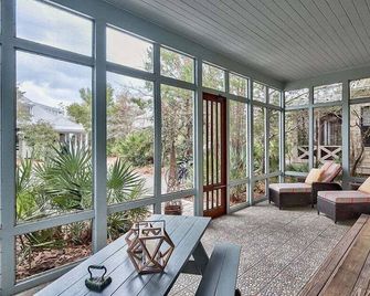 Ocean 52 - 30A Home in WaterColor Near the Beach & Pet Friendly - Seagrove Beach - Balcony