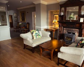 Kilcoran Lodge Hotel - Cahir - Living room