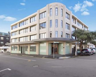 Mt Victoria Studio - Kitchen Bath Tub Sleeps 2 - Wellington - Gebäude