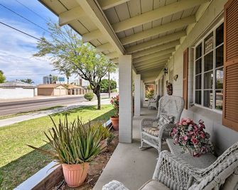 Less Than 3 Mi to Dtwn Phoenix Home with Yard - Phoenix - Balcón