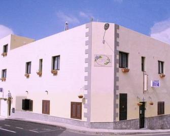 La Vista Pension - Guía de Isora - Edificio